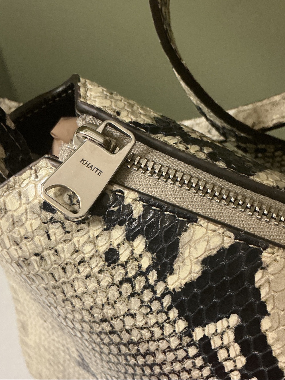 KHAITE Lina Medium Crossbody Bag Natural Python Embossed Leather Cream Black COA - Picture 12 of 16